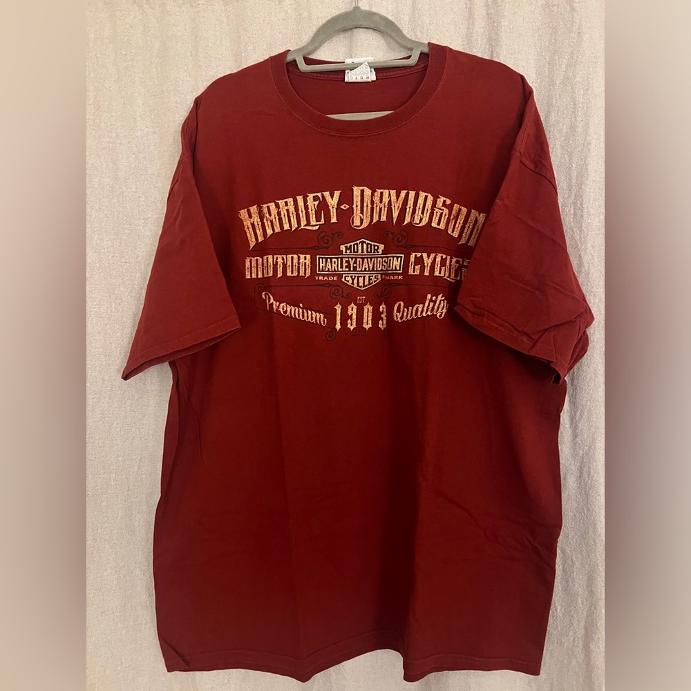 Red oversized Harley Davidson t shirt